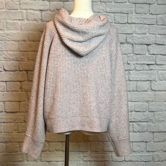 Sudadera con Capucha Abercrombie & Fitch Tejido Waffle Lila Taupe Para Mujer Mediana Acogedora Otoño Foto 3 de 4