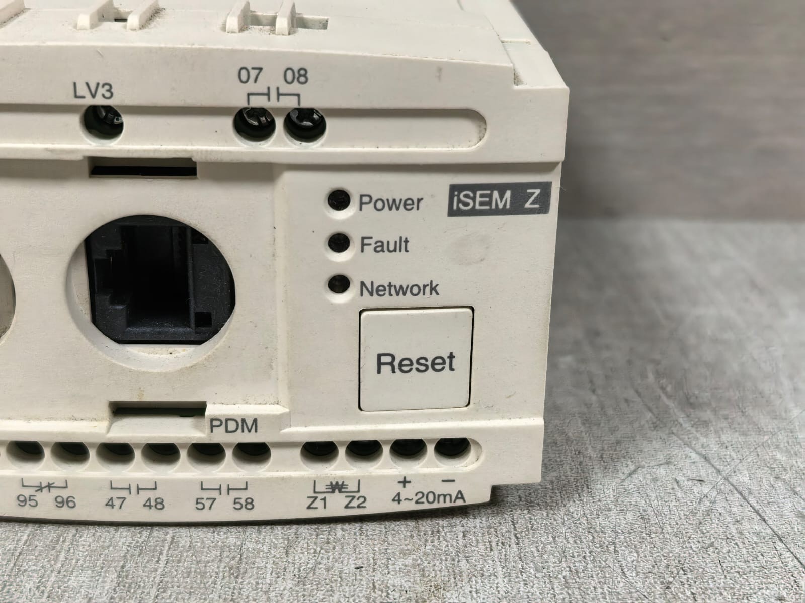 Schneider Electric ISEM Z ISEMZ-WRUH SCHNEIDER ELECTRIC ISEM Z ISEMZ-WRUH DIGITAL MOTOR PROTECTION RELAY 4