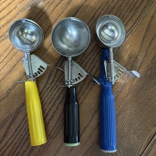 Lot Of  3Portion Scoops, Winco And Vollrath 2oz. And A Vtg Hamilton beach #67