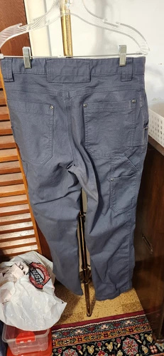 NEW Duluth Trading Co. Men’s Grey Flex Fire Hose Carpenter Pants 32x32-NWOT - Afbeelding 4 van 12