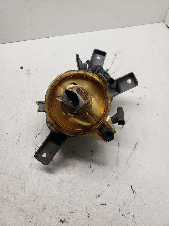 司机转角/公园灯雾驱动 AWD 适合 01-07 沃尔沃 70 系列 1404754 — 第 2/4 张图片