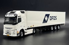 Volvo FH aero globetrotter XL 4x2 reefer trailer DFDS WSI truck models 1:50