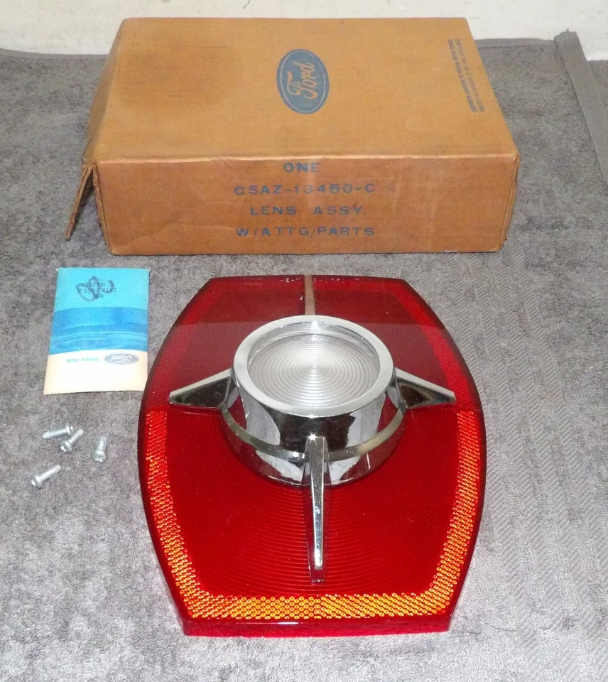 1965 Ford Galaxie 500 XL LTD Fastback кабриолет новый из старых запасов задний фонарь объектив - Изображение 2 из 4