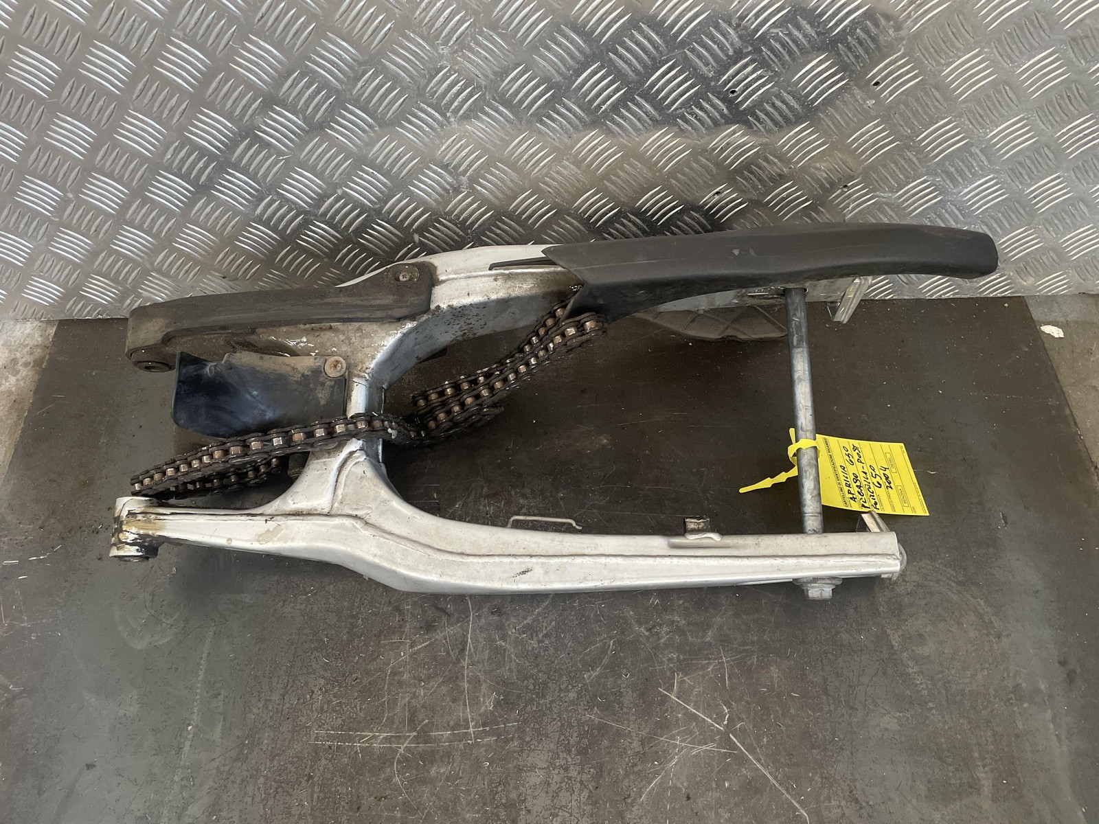 FORCELLA POSTERIORE PER Aprilia Pegaso 650cc (03>04)