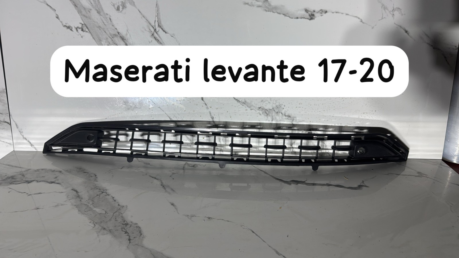 17-23 Levante Black Front Bumper Center Middle Lower Grill Grille Panel OEM