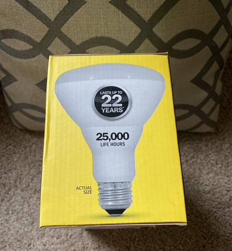 Conserv-Energy Flood Light 65W Soft White LED dimmable 10 Watts 3 Not 4 Bulbs - Picture 5 of 5