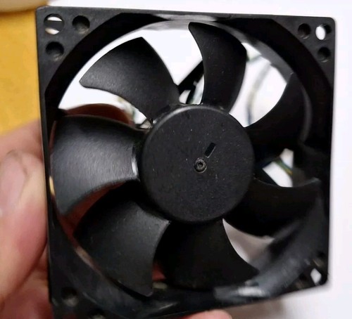AVC DS08025T12U 8025 80mm x 80mm x 25mm Cooler Cooling Fan DC 12V 0.7A 4Pin B128 - Picture 7 of 10