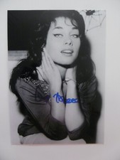 Vera Chekhova autograph signed 13x18 cm picture B/W