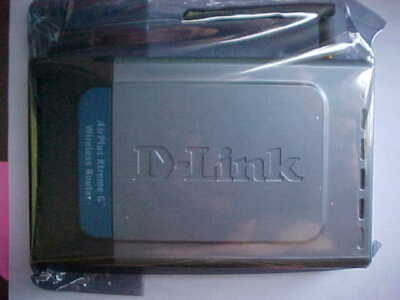 D-link AirPlus Xtreme Super-G DI-624 108 Mbps 4-Port 10/100 Wireless G Router