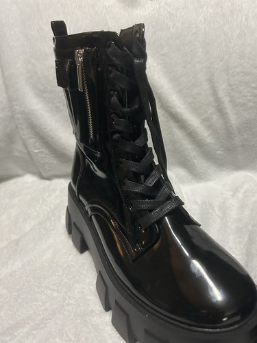 Reverie Womens goth boots Size 9 Never Worn - Picture 2 of 7