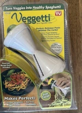 NEW Veggetti Spiral Vegetable Cutter As Seen on TV Turn Veggies Into Spaghetti