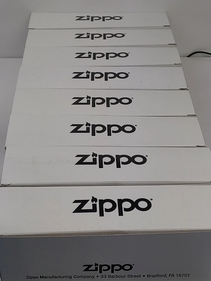 Cajas vacías blancas de envío/almacenamiento ZIPPO 8pk - Excelente estado, solo usadas una vez Foto 3 de 4