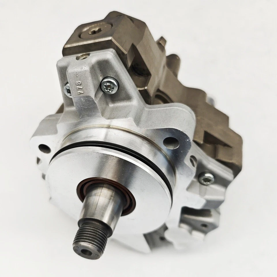 Fuel Injection CP3 Pump 5256607 0445020122 For Cummins QSB4.5L QSB6.7 Diesel Foto 2 de 4