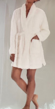 NWT Josie Natori WARM WHITE DREAM CATCHER Plush Sherpa Fleece 34" Wrap Robe L/XL