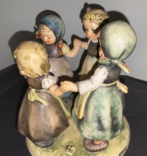 Hummel Ring Around the Rosie 7 Inch Figurine #348 TMK3 Vintage West Germany RARE