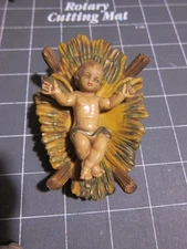 Vintage Nativity Baby Jesus & 4"  Manger Marked Italy 170/2C Replacement Piece