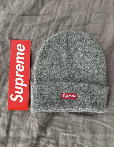 Bonnet mohair Supreme gris neuf livraison rapide et gratuite ?