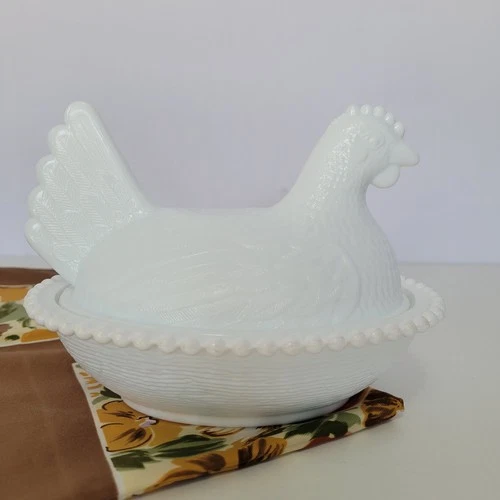 Vintage Indiana Milk Glass Hen Chicken on Nest Candy Dish White