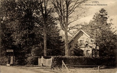 Ak Varel in Oldenburg Jadebusen, Forsthaus am Mühlenteich - 11570420