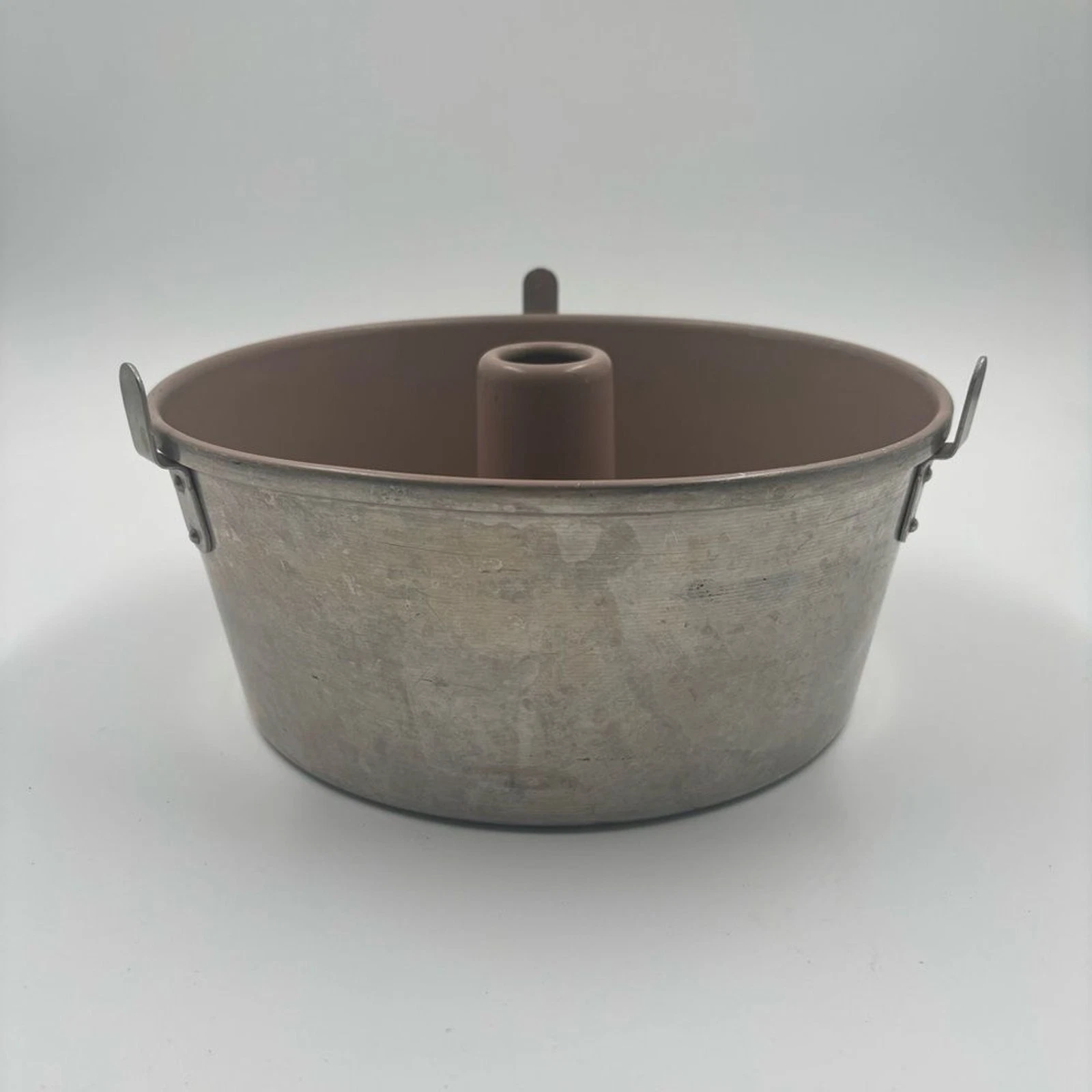 Vintage Wear-Ever B-38194 Aluminum 10x4 Angel Food Cake Pan ONE PIECE Tube USA