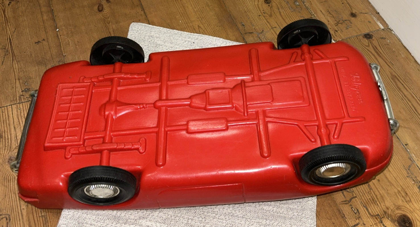 Rare Pedigree Sindy Doll Red Sports Car, British MGB 1965, 12SA1 8