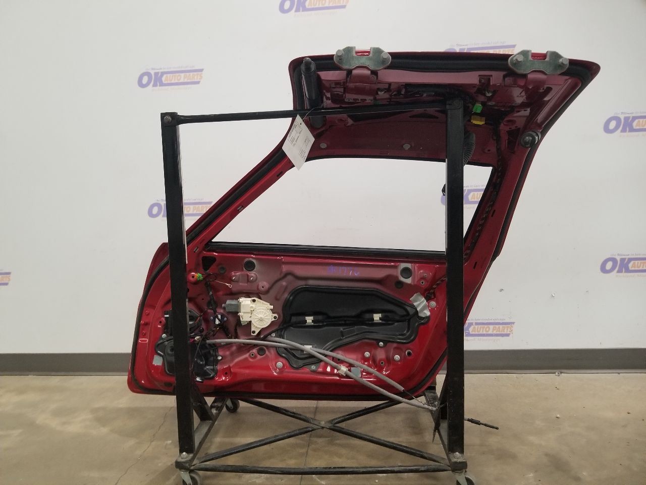 11 MERCEDES BENZ SLS AMG C197 DOOR ASSEMBLY RIGHT PASSENGER RED