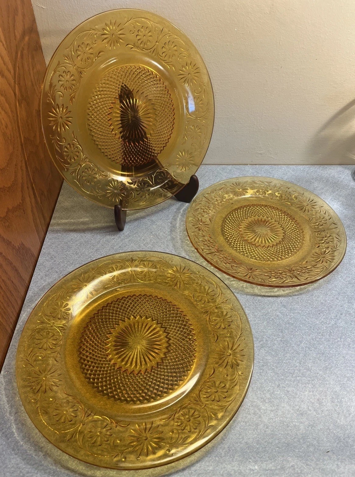 Vintage Indiana Amber Tiara Sandwich Glass, 2 Dinner Plates, 1 Salad Plate