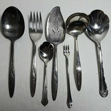 Lot of 7 Community Plate Wheat Pattern and Oneida Flatware Serving Pieces 