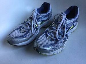 cheap brooks defyance 5 womens