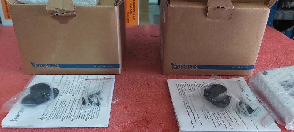 Sistema de cámara Vivotek VC8101 ¡Lote de 2 haz ofertas!  !Envío rápido!D-2 Foto 2 de 4