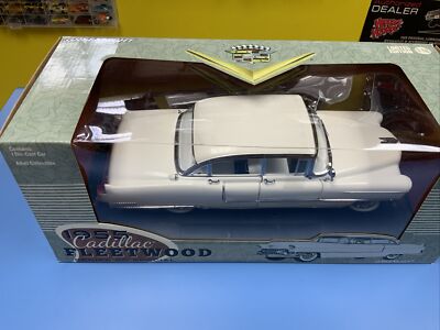 1955 Cadillac Fleetwood Series 60 White 1/18 Diecast Model Car by