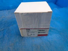 LOT OF 5 NIB WIREMOLD ROUND FIX BOX SOLID BASE, IVORY V5738A 1YR WARRANTY