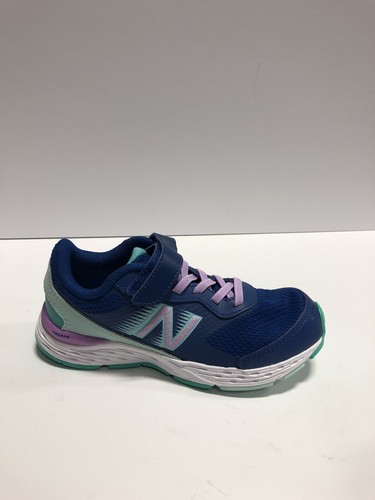 New Balance Playgruv Girls Sneaker Size 