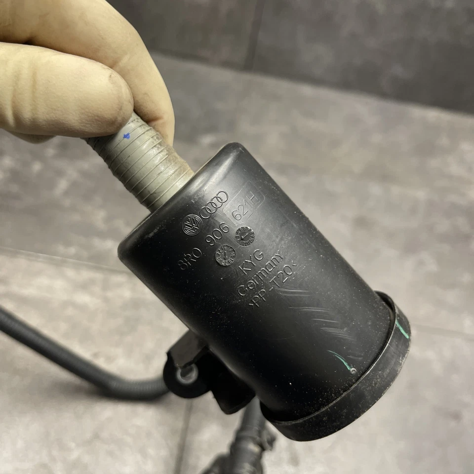 OEM 2019 - 2023 PORSCHE MACAN Fuel Vapor Filter Hose Pipe Line Tube - Image 4 of 4