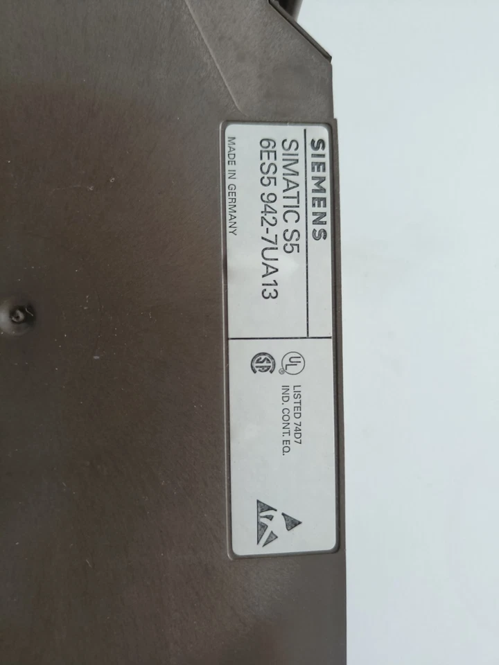 SIEMENS SIMATIC S5 Unidad Central 6ES5 942-7UA13 115U CPU 942 - Imagen 2 de 4