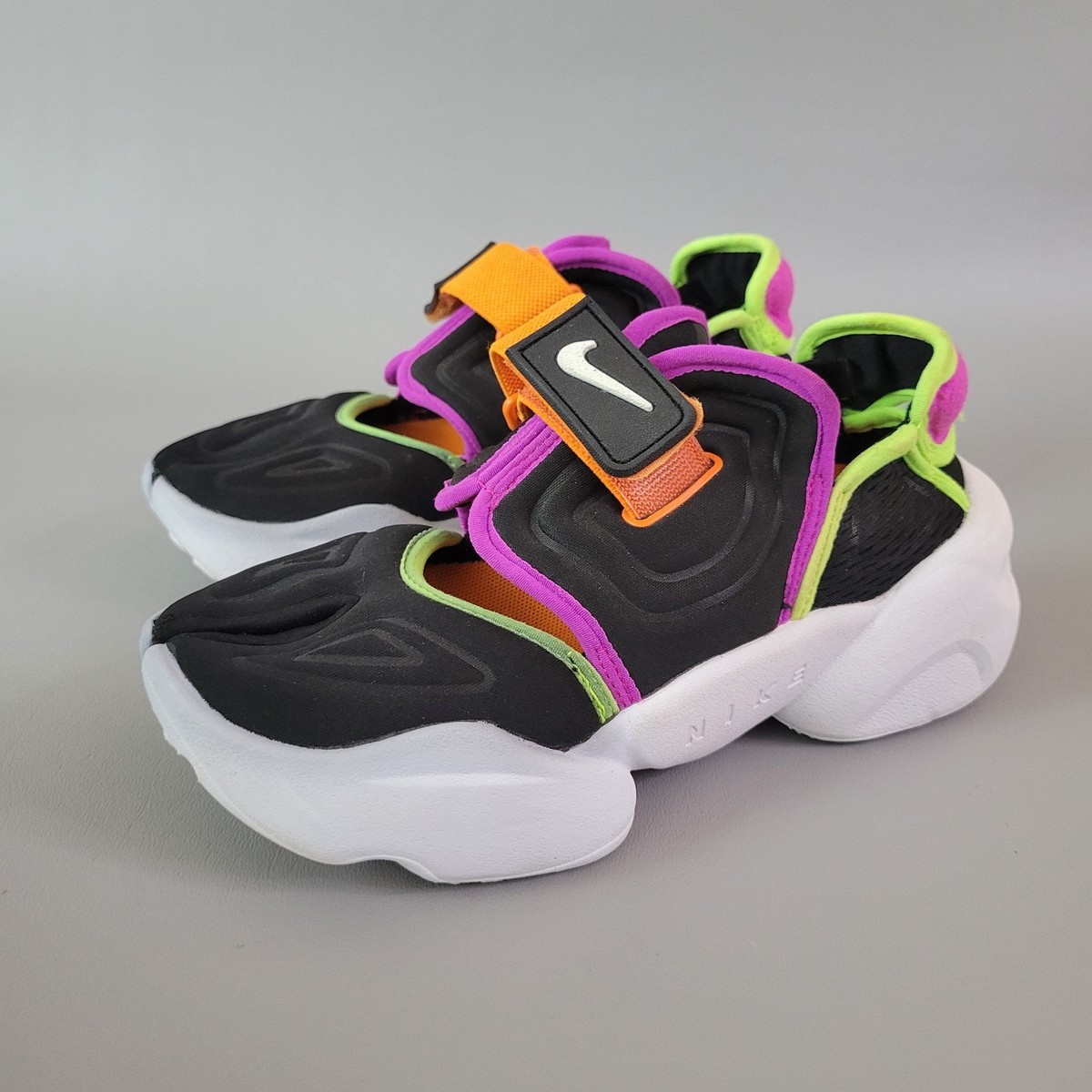 Nike Aqua Rift Women Size 6 Split Toe Sneakers Shoes Black Fire