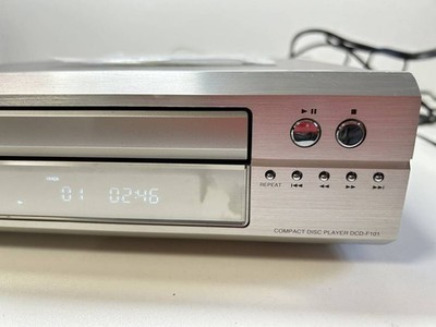 DENON DCD-F101デッキのみ DENON DCD-F101 CD Player Compact Digital Silver CD-R CD-RW 20 KHz