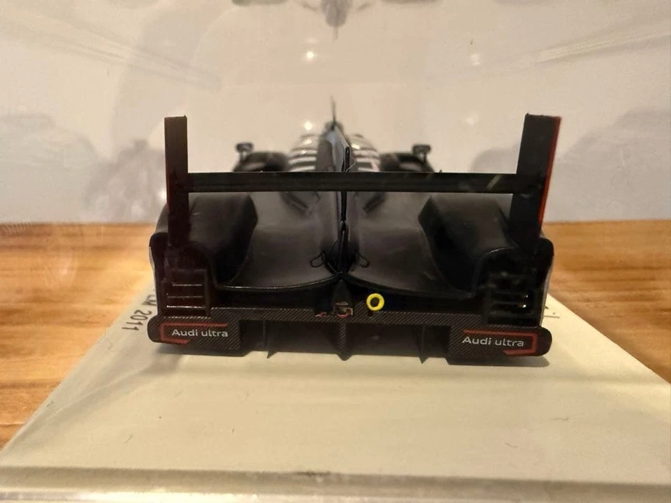 1/43 Spark Audi R18 No.1 2011 Le Mans 24H Race Model Car Collectible - Imagen 4 de 4