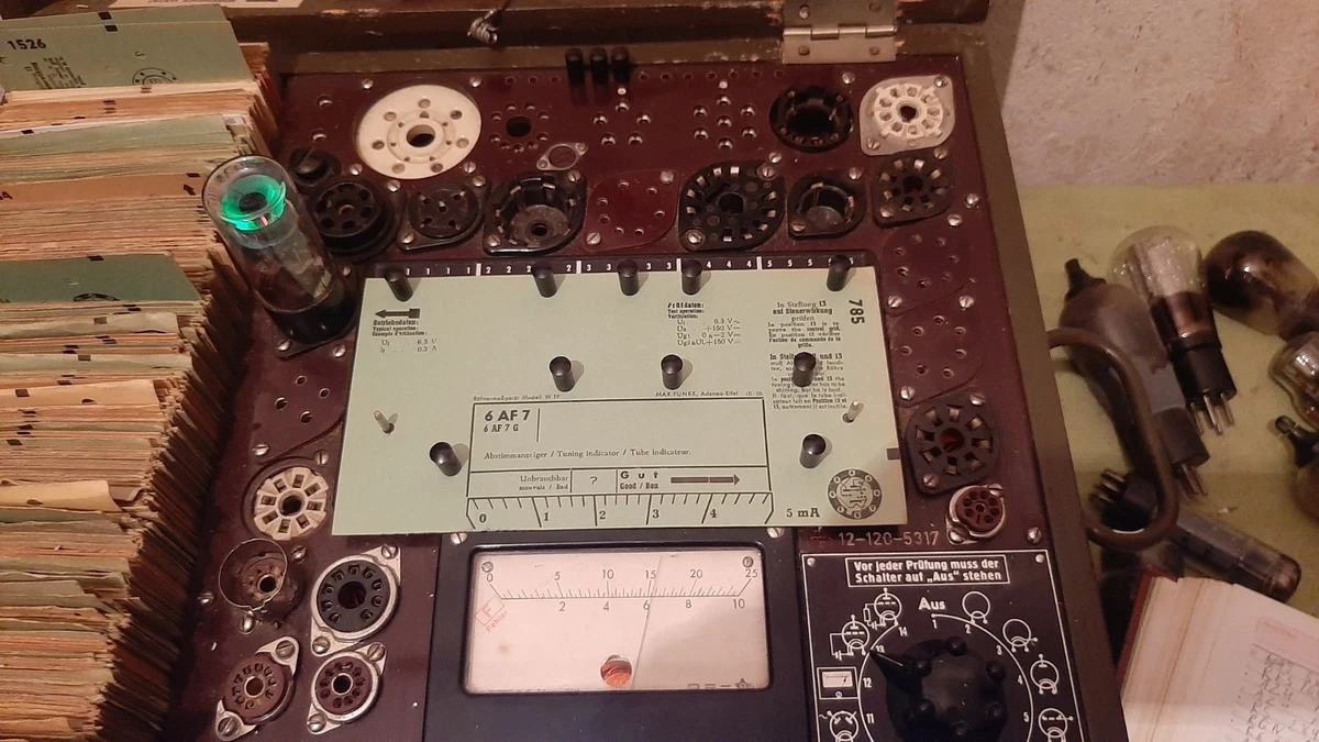 Radio TSF tube EZ4 NEOTRON neuf brochage transco