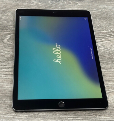 iPad 第8世代 32GB Apple iPad 8th Gen (2020) 32GB Space Grey Grade A+ Pristine A2270