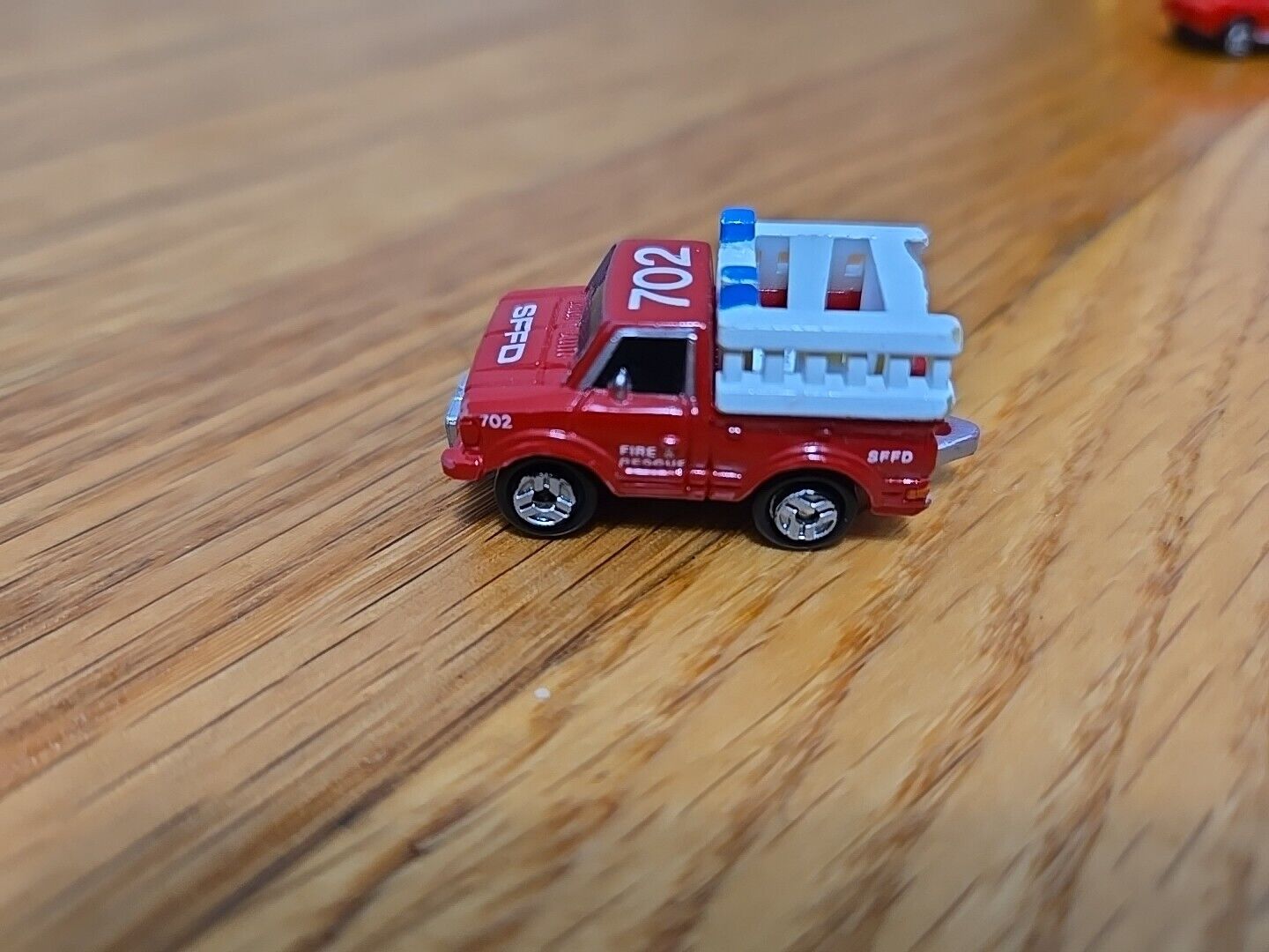 Picture 4 of 5