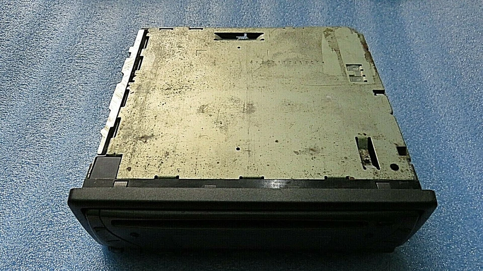 JVC - KD-G111 45Wx4 / Autoradio / CD Player / RDS / CD RECEIVER - Bild 3 von 4