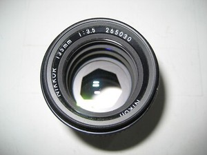 NIKON AI 135MM F3.5 TELEPHOTO LENS FILM/DIGITAL