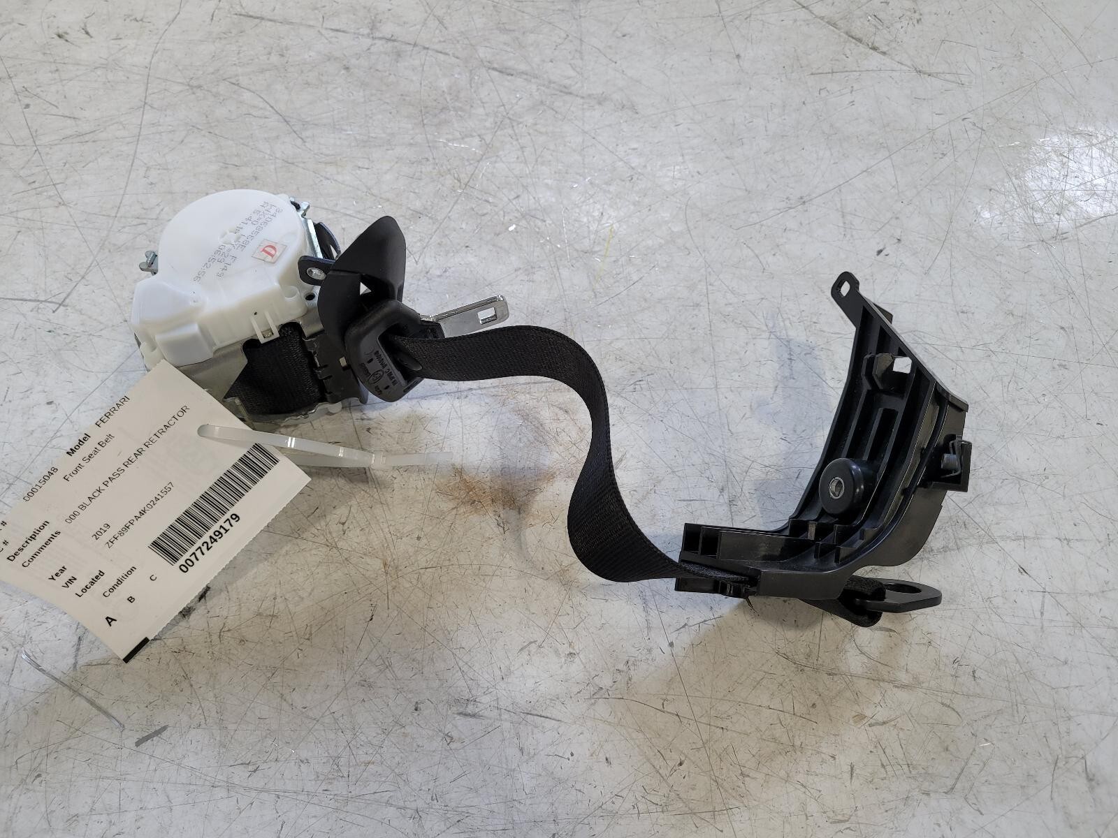 2017-2020 Ferrari Portofino PASSENGER REAR Seat Belt RETRACTOR PART# 839497