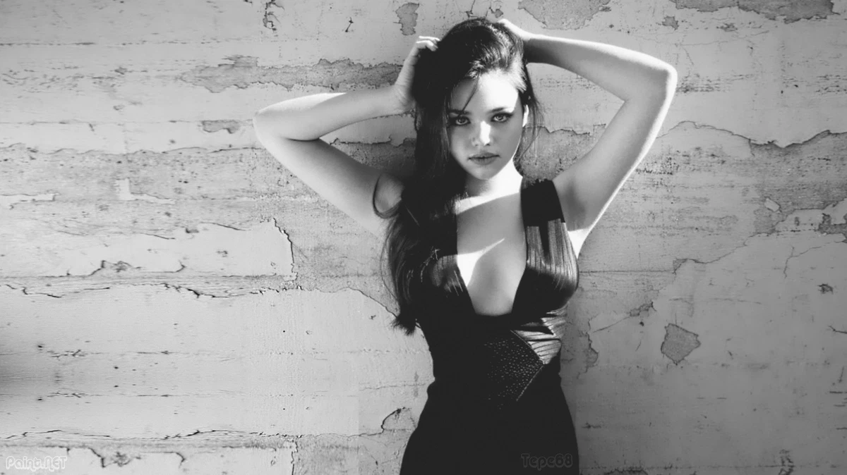India Eisley Sexy Black And White 8x10 Picture Celebrity Print | eBay