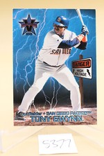 2000 Vanguard High Voltage #32 Tony Gwynn NM+