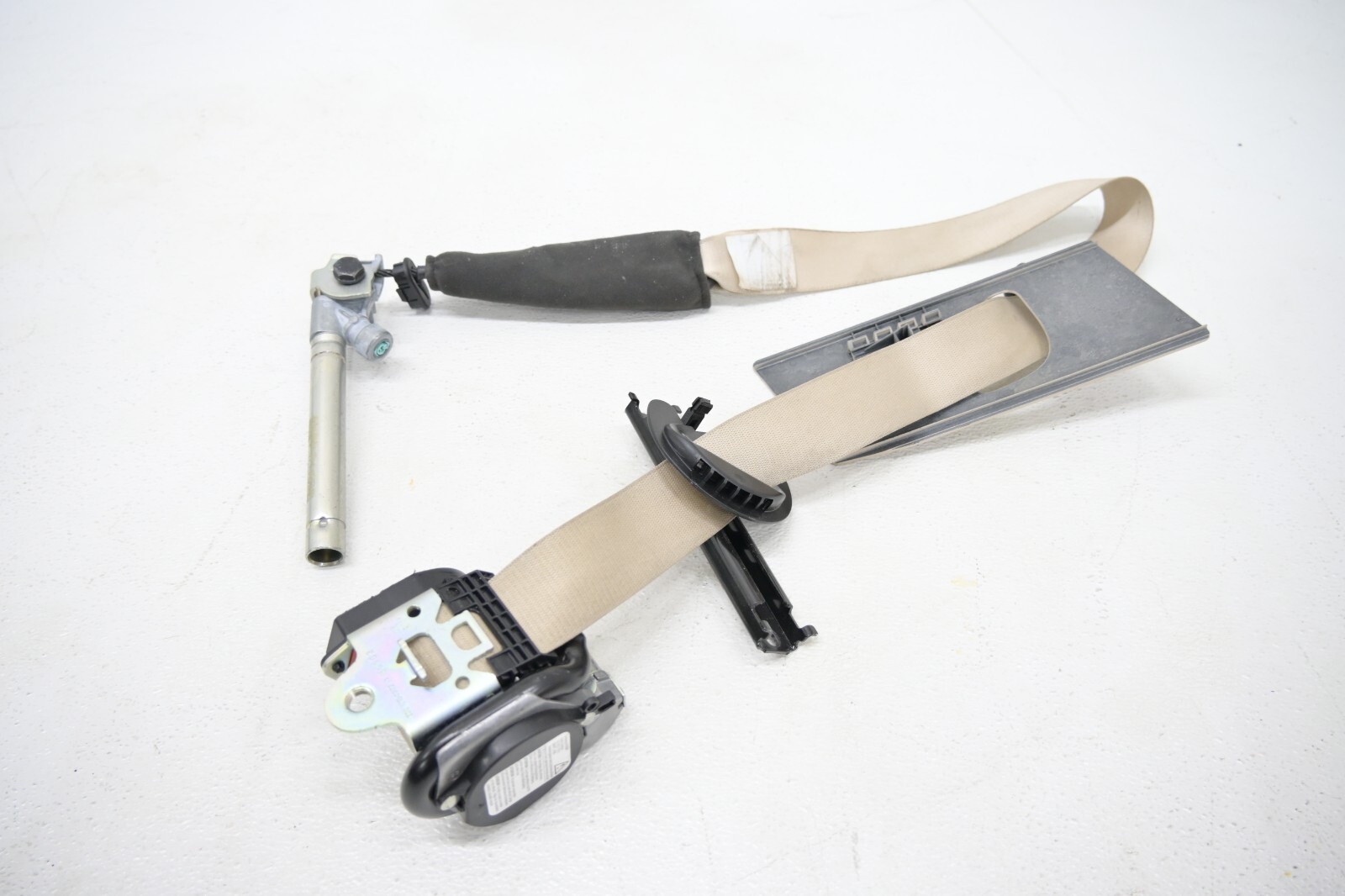 ⭐ 14-21 Maserati Ghibli Front Left Driverer Seat Belt Retractor Beige Oem