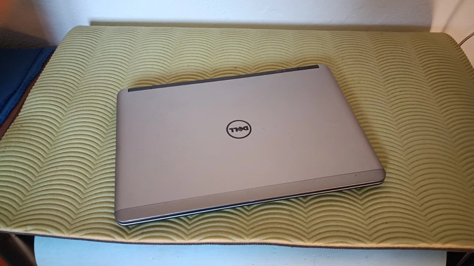 Dell Latitude E7440 · i7-4600U · 8GB · 256GB, foto 3 di 5