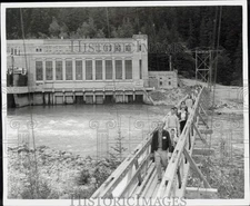 1957 Press Photo People on a footbridge near a dam site - lrs20272