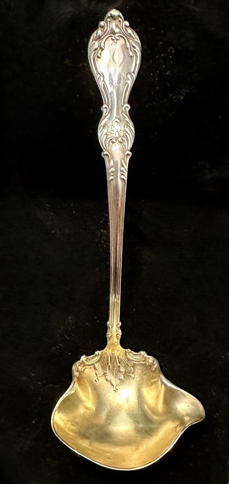 Antique Manchester Co Sterling Silver Sauce Ladle GW bowl w/spout 5 1/2”L ￼
Opens in a new window or